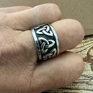 Stainless steel Celtic Knot Ring